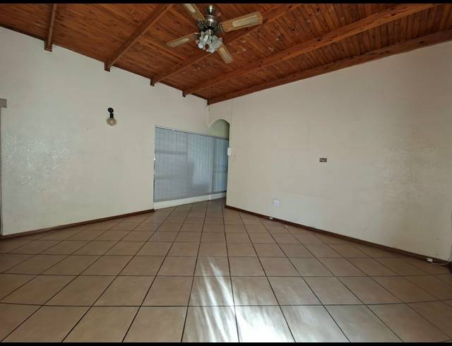 3 BEDROOM HOUSE FOR SALE IN ARCON PARK